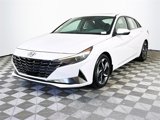 Used 2022 Hyundai Elantra SEL w/ Convenience + Premium Package image 3