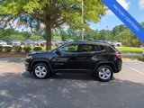 Certified 2019 Jeep Compass Latitude w/ Cold Weather Group image 2