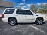 Used 2012 Cadillac Escalade Luxury image 4