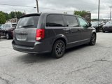 Used 2019 Dodge Grand Caravan SE image 4