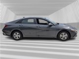 Used 2025 Hyundai Elantra SE image 3