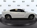 Used 2015 Dodge Charger SE w/ Popular Equipment Group image 2