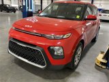 Used 2022 Kia Soul LX image 3
