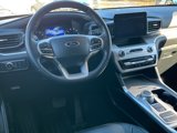 Used 2022 Ford Explorer XLT w/ Equipment Group 202A image 6