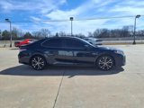 Used 2020 Toyota Camry image 4