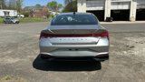 Used 2023 Hyundai Elantra Limited w/ Cargo Package image 4