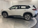 Used 2021 Nissan Rogue SV image 3