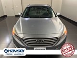 Used 2016 Hyundai Sonata SE image 2