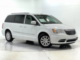 Used 2014 Chrysler Town & Country Touring image 2