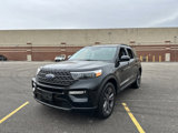 Used 2022 Ford Explorer XLT w/ Equipment Group 202A image 4