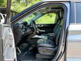 Certified 2021 Ford Explorer XLT w/ Equipment Group 202A image 6