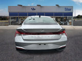 Used 2022 Hyundai Elantra SEL w/ Convenience Package image 3