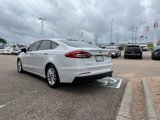 Used 2019 Ford Fusion SE image 3
