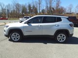 New 2025 Jeep Compass Latitude image 5