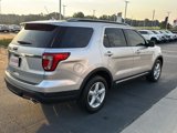 Used 2018 Ford Explorer XLT w/ Equipment Group 202A image 5