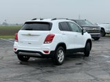 Used 2022 Chevrolet Trax LT image 2