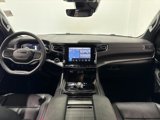 Used 2023 Jeep Wagoneer Series II image 2