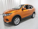 Used 2022 Nissan Rogue Sport SV image 3