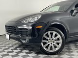 Used 2018 Porsche Cayenne Platinum Edition image 3