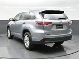Used 2015 Toyota Highlander LE image 5
