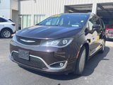 Used 2018 Chrysler Pacifica Touring-L image 5