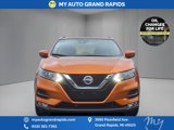 Used 2022 Nissan Rogue Sport SV image 2