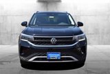 Certified 2023 Volkswagen Taos SE w/ Panoramic Sunroof Package image 4