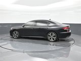 Used 2022 Volkswagen Passat 2.0T SE image 5