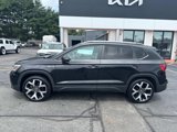Used 2022 Volkswagen Taos SEL w/ Panoramic Sunroof Package image 2
