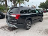 Used 2023 GMC Acadia SLE w/ Driver Convenience Package image 3
