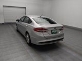 Used 2017 Ford Fusion SE image 5