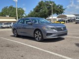 Used 2022 Volkswagen Passat 2.0T SE image 2