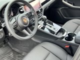 New 2025 Porsche Macan image 4