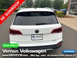 Certified 2022 Volkswagen Taos SE w/ Panoramic Sunroof Package image 3