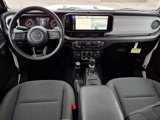 New 2025 Jeep Gladiator Sport image 4