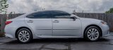 Used 2014 Lexus ES 300h w/ Luxury Package w/Bamboo Trim image 4
