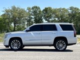 Used 2017 Cadillac Escalade Premium Luxury image 6