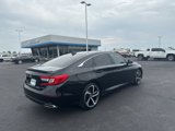 Used 2018 Honda Accord Sport image 4