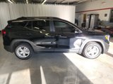 Used 2023 GMC Terrain SLE w/ Driver Convenience Package image 4