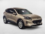 Used 2020 Ford Escape SE image 3