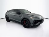 Used 2023 Lamborghini Urus S image 3