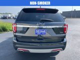 Used 2017 Ford Explorer XLT image 4