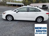 Used 2022 Toyota Corolla LE image 2