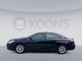 Used 2016 Toyota Camry LE image 2