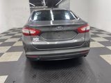 Used 2016 Ford Fusion SE image 3