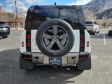 New 2025 Land Rover Defender 90 X-Dynamic SE image 4