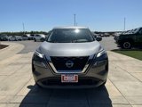 Used 2023 Nissan Rogue SV image 2