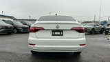 Used 2021 Volkswagen Jetta SE w/ SE Cold Weather Package image 5