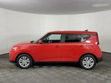 Used 2022 Kia Soul LX image 3