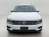 Used 2020 Volkswagen Tiguan SE w/ Panoramic Sunroof Package image 2